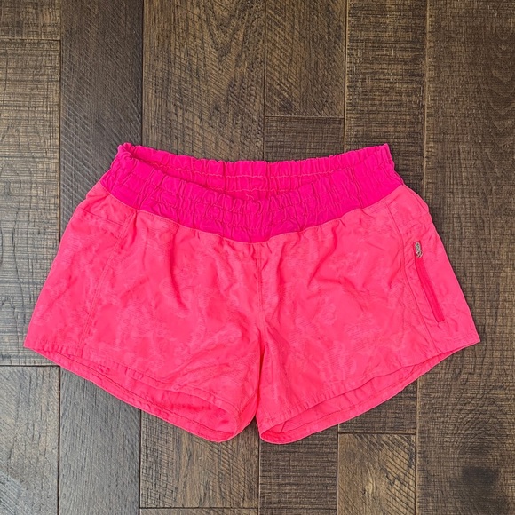 Lululemon Women’s Athletic Shorts in Hot Pink - Picture 1 of 8